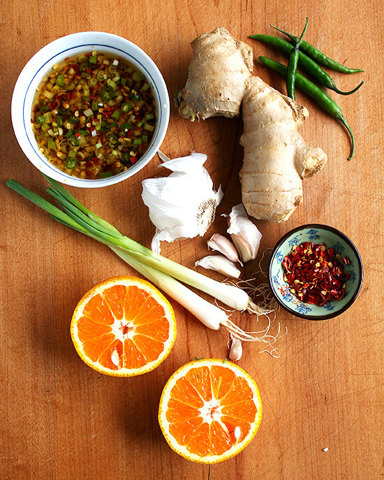 These Asian lettuce wraps are simple to prepare, stunning to serve, and exceptionally satisfying to eat. Both the slaw and the meat are incredibly flavorful and the combination of the crunchy cool slaw with the tender hot meat is so yummy. Make it. You'll be happy. I promise. // alexandracooks.com These Asian lettuce wraps are simple to prepare, stunning to serve, and exceptionally satisfying to eat. Both the slaw and the meat are incredibly flavorful and the combination of the crunchy cool slaw with the tender hot meat is so yummy. Make it. You'll be happy. I promise. // alexandracooks.com