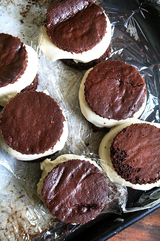 Inspired by the butterscotch budino served at Pizzeria Mozza, these budino ice cream sandwiches, like salted caramel ice cream, is absurdly delicious. // alexandracooks.com Inspired by the butterscotch budino served at Pizzeria Mozza, these budino ice cream sandwiches, like salted caramel ice cream, is absurdly delicious. // alexandracooks.com