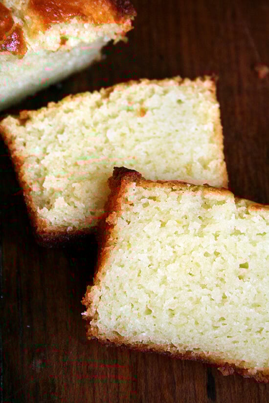 A mini loaf of lemon-ricotta pound cake, sliced.