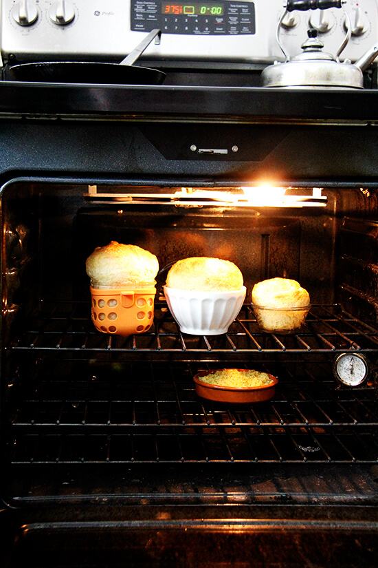 bread bowls baking