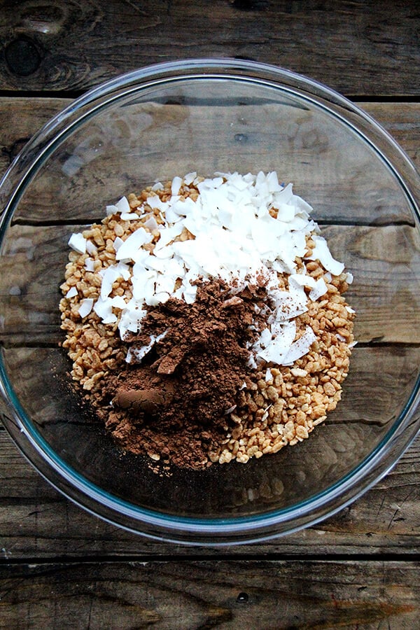 The ingredients for cocoa crunch in a bowl.