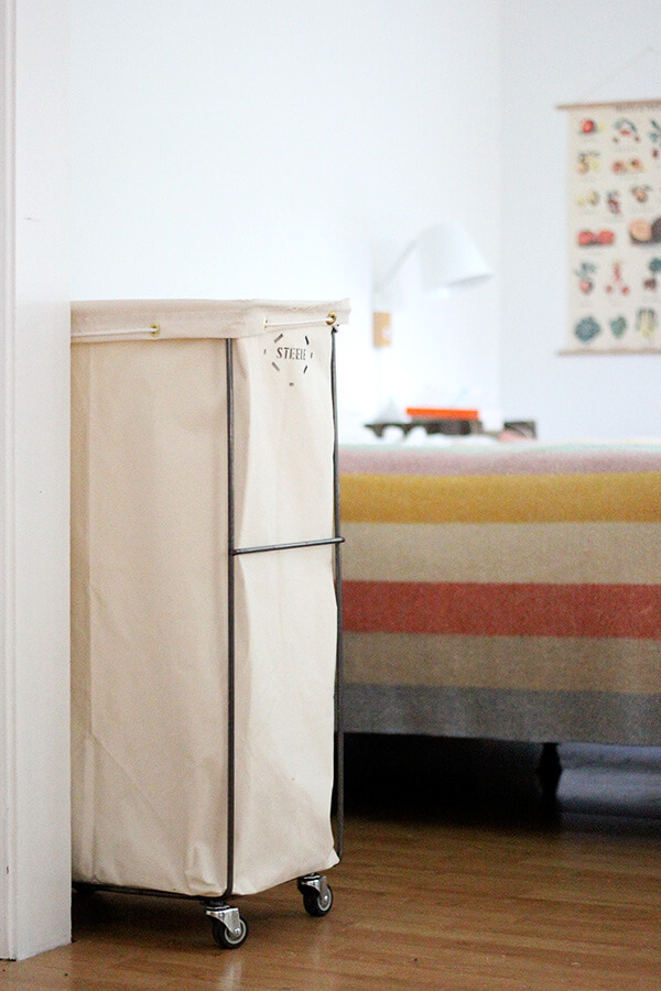 Steele laundry basket