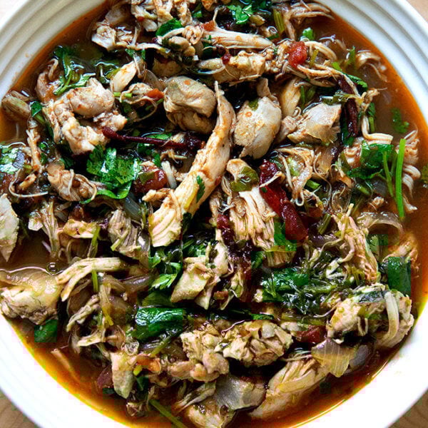 A bowl of Instant Pot chicken tinga.