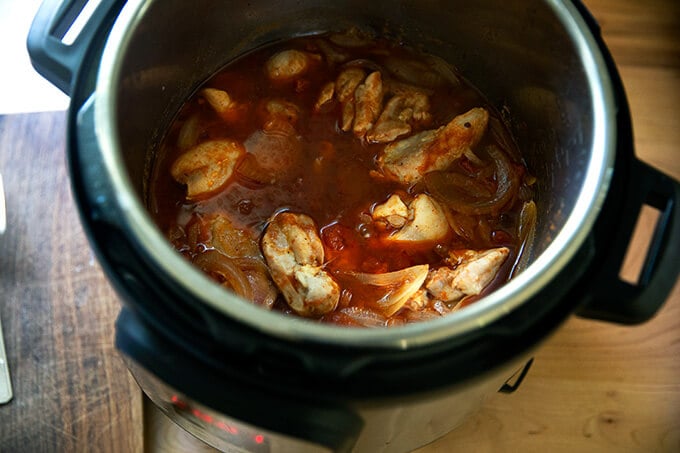 Just-cooked chicken tinga in the Instant Pot.