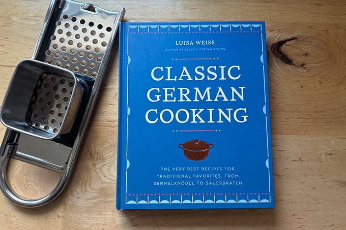 A cookbook: Glassic German Cooking