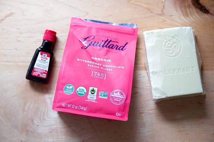 The ingredients to make peppermint bark.